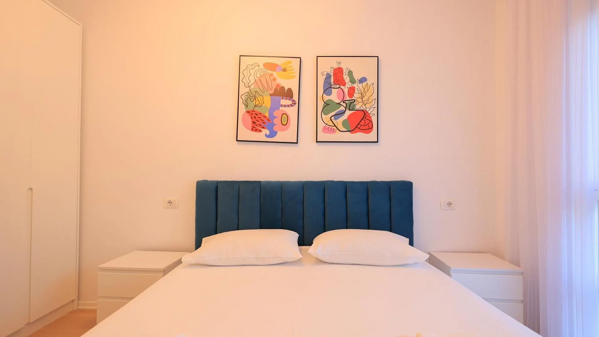 Sanpietro Vacation Apartments Δυρράχιο