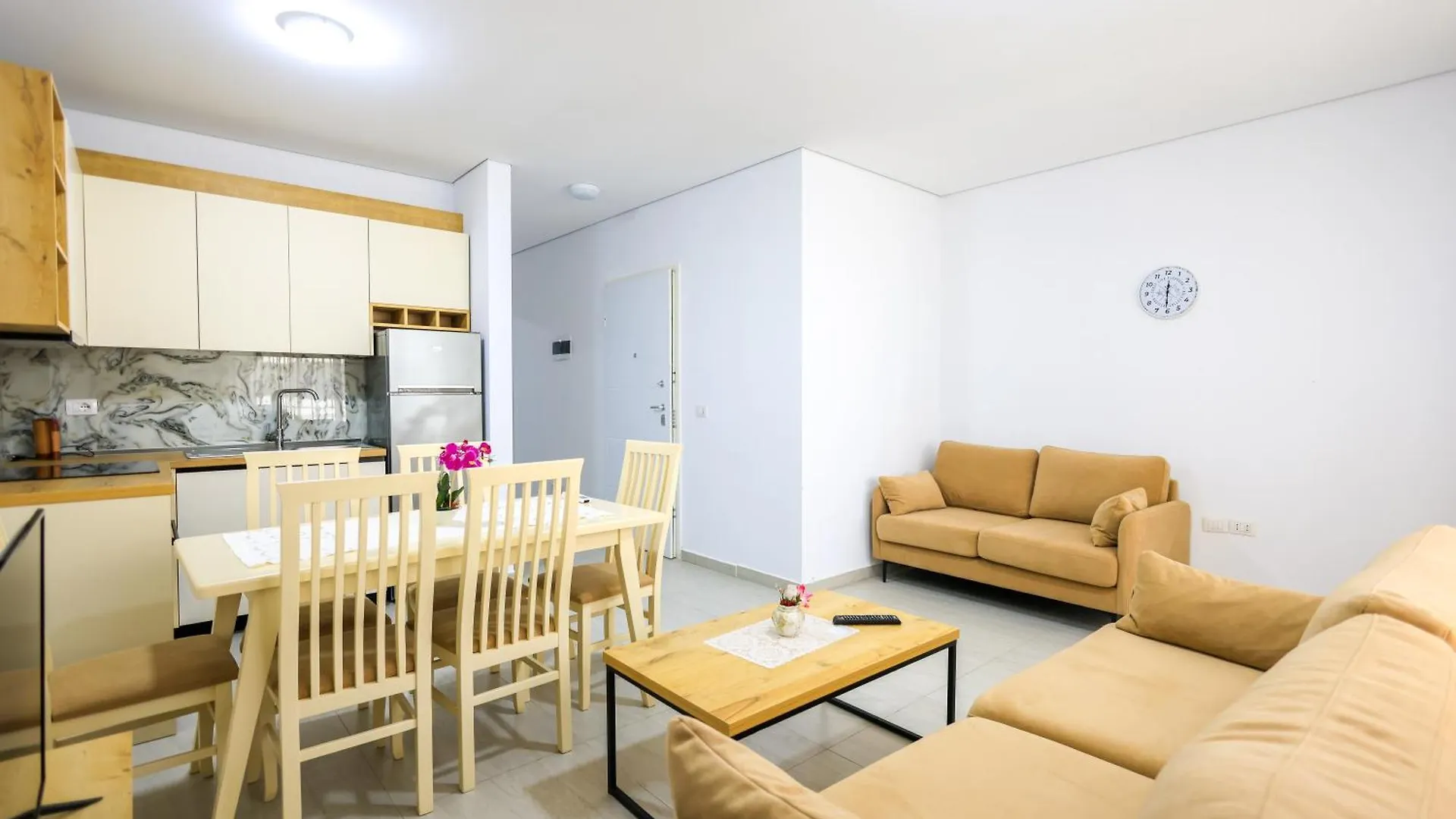 Sanpietro Vacation Apartments Durres 0*,